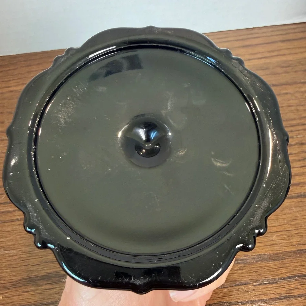 L.E. Smith Black Amethyst Glass Candle Holder Vintage Scalloped Base